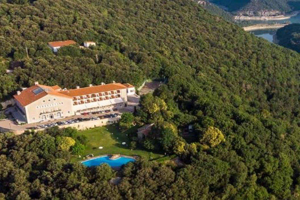 Parador De Vic-Sau Tavernoles Exterior photo