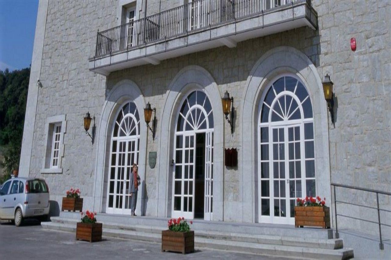 Parador De Vic-Sau Tavernoles Exterior photo